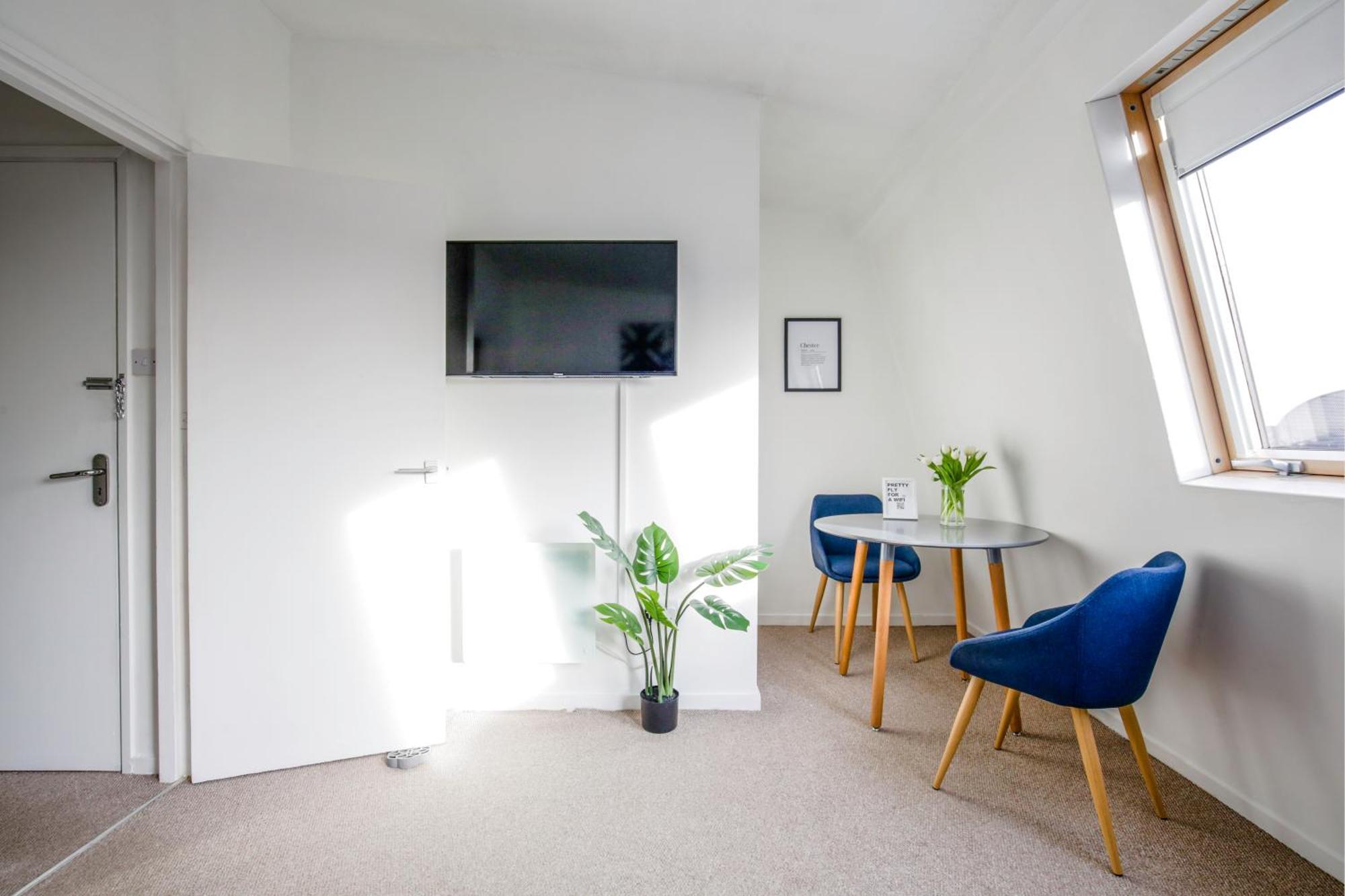 Chester Stays - Best Value Apartment With Free Parking In The Heart Of Chester Buitenkant foto
