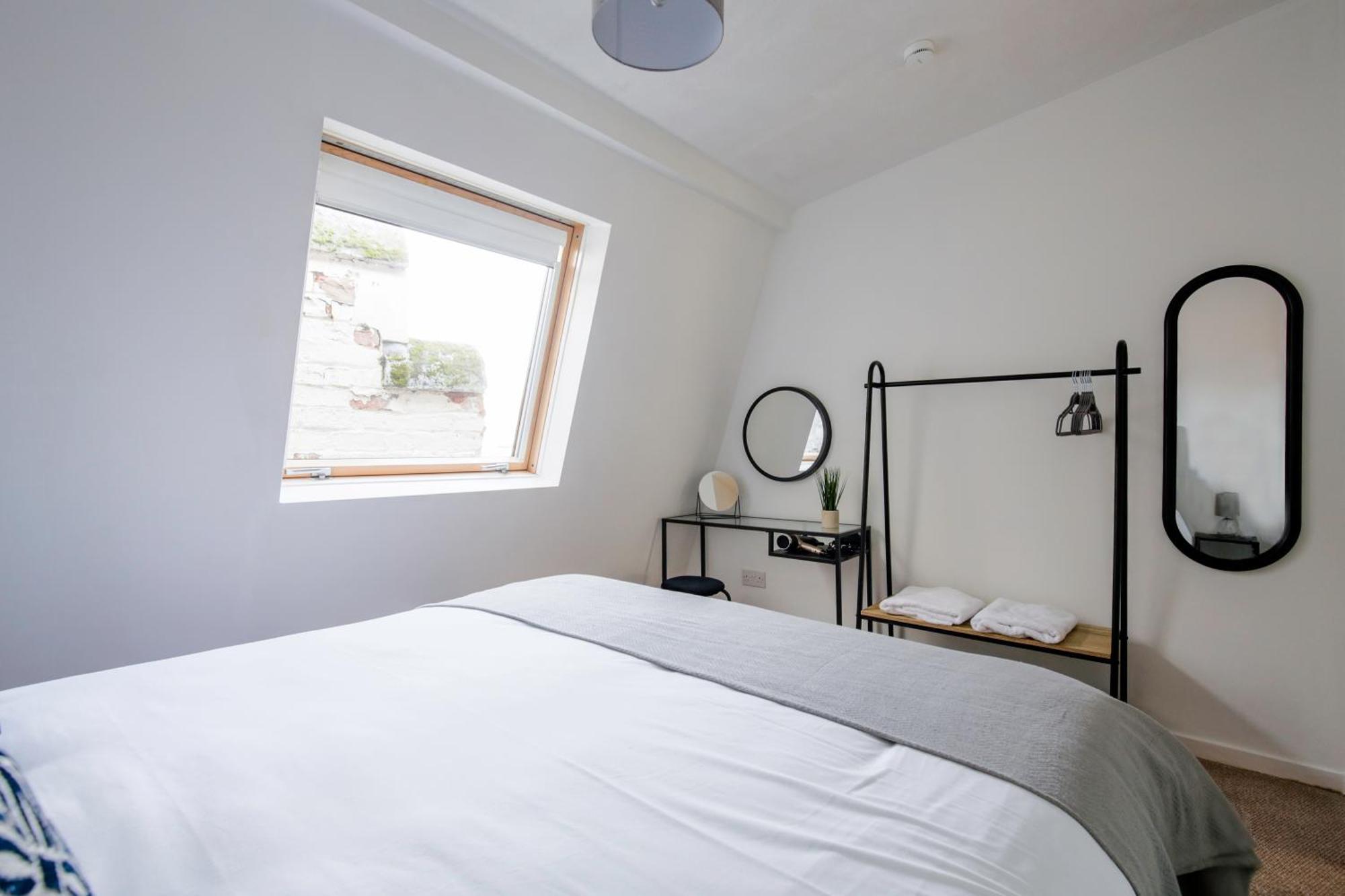 Chester Stays - Best Value Apartment With Free Parking In The Heart Of Chester Buitenkant foto