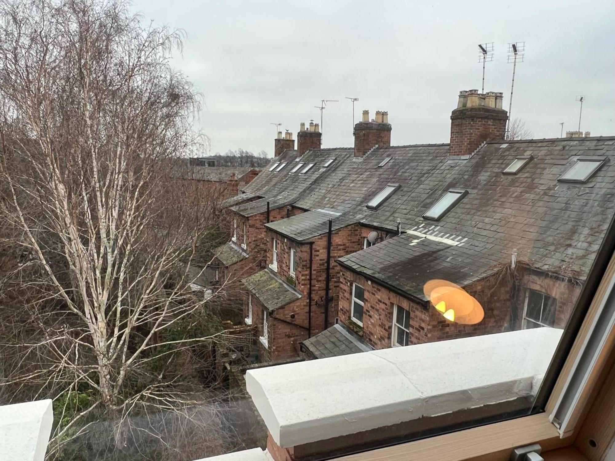Chester Stays - Best Value Apartment With Free Parking In The Heart Of Chester Buitenkant foto